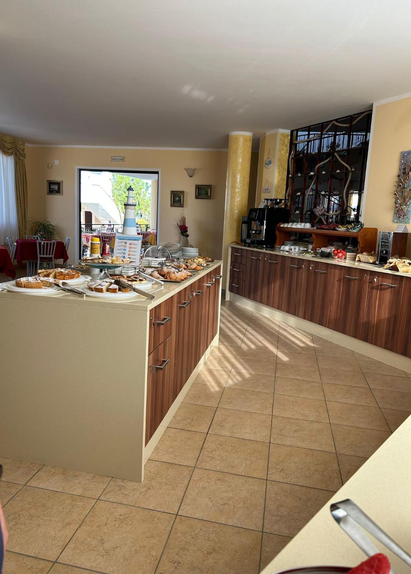 Hotel L'Ancora Capo Vaticano Extérieur photo