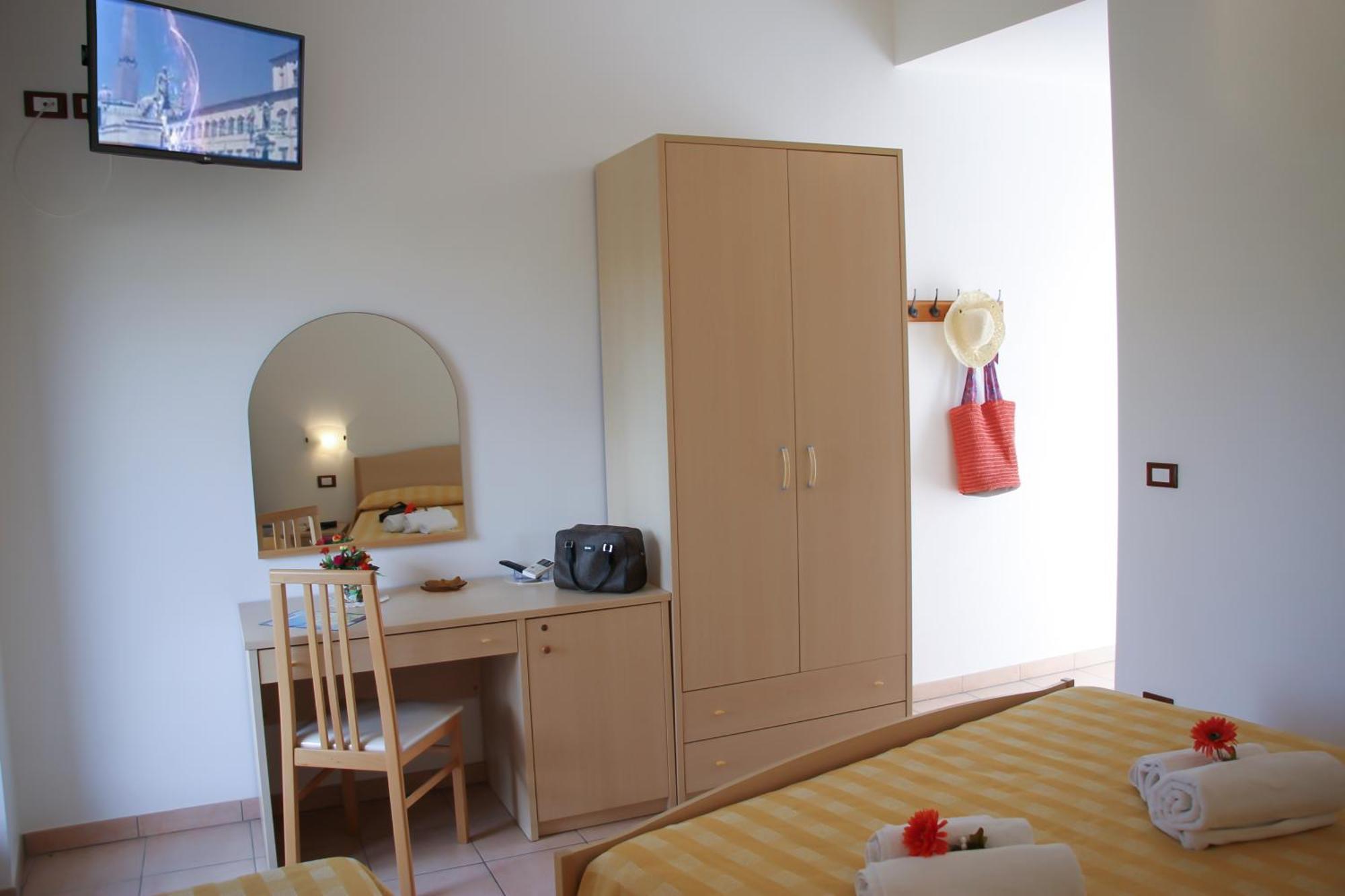 Hotel L'Ancora Capo Vaticano Extérieur photo