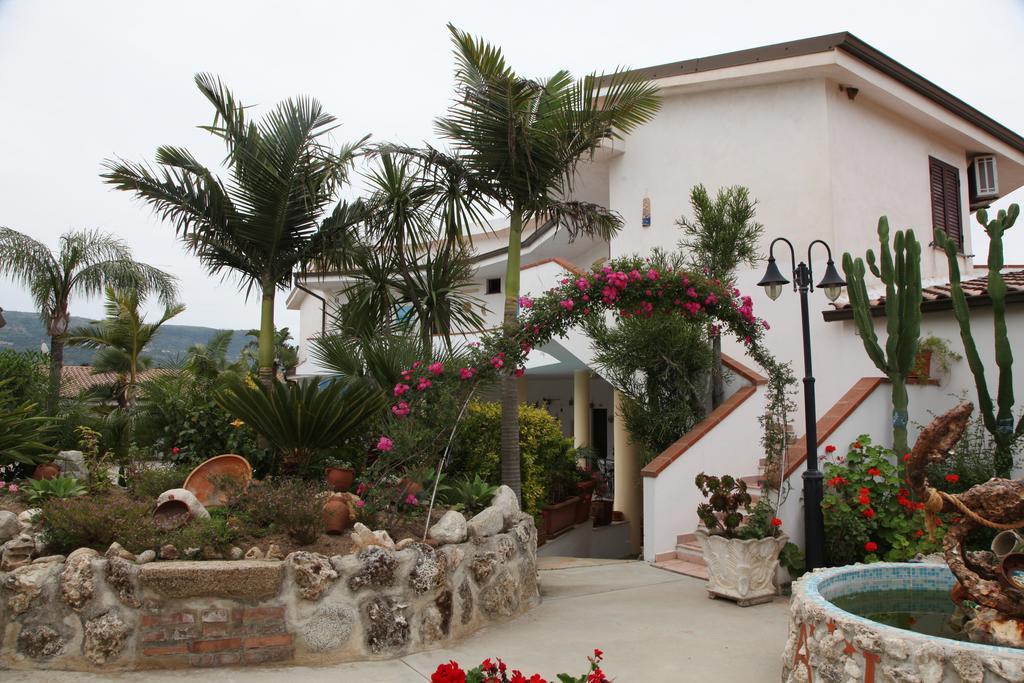 Hotel L'Ancora Capo Vaticano Extérieur photo